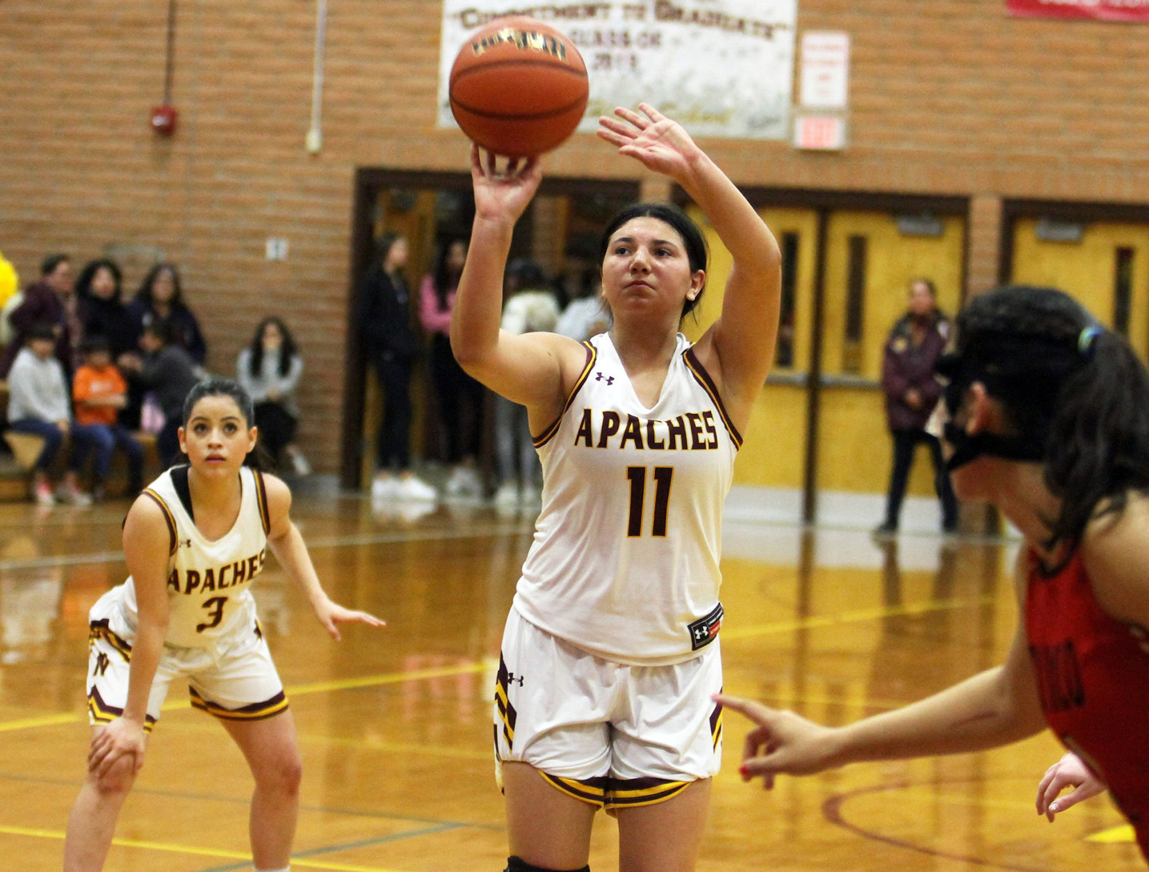 RRHS-NHS girls hoop